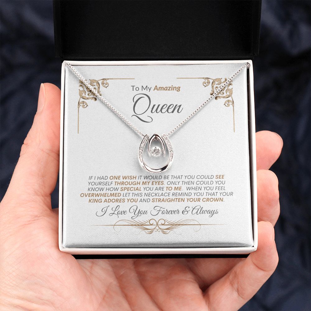 Queen Straighten Your Crown - Wife Lucky In Love Necklace